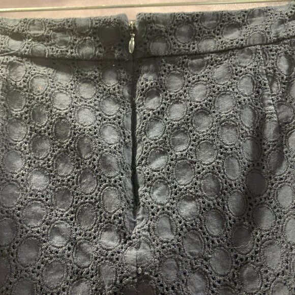 GAP Crochet Lace Mini Skirt - Picture 3 of 5